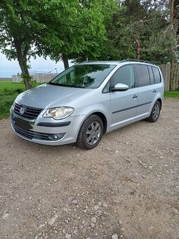VW Touran 1.9 TDI -7 míst