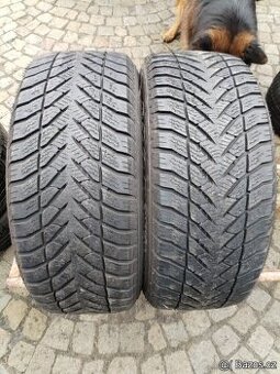 235/55/17 zimni pneu KUMHO 235/55 R17
