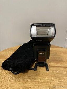 Neewer TT560 univerzální externí blesk - 1