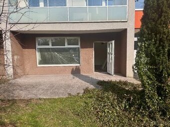 Prodej nebytové jednotky 52 m + 4 m Most,