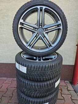 Originál ALU kola MERCEDES s pneu PIRELLI RUN FLAT