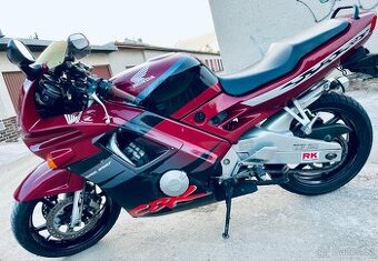 Honda cbr 600 f