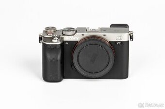 SONY A7C stříbrný