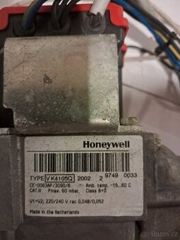 Plynová armatura Honeywell VK4105Q + zapalovací automatika