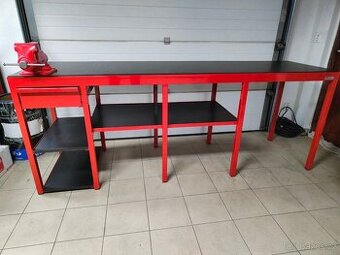 Pracovní/ dílenský stůl / ponk