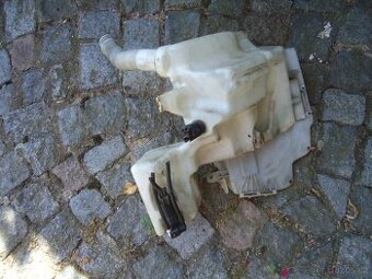 Smax 2008 nádobka ostřikovače + motorky + počítač