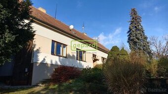 Prodej podílu na rozlehlé usedlosti v Ořechově nedaleko Brna - 1