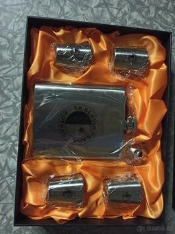 Prodám dárkovou sadu FC Slavia Praha