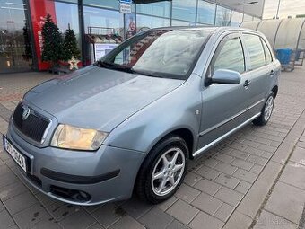 Škoda Fabia 1.2 47 kW 1.majitel STK 8/27