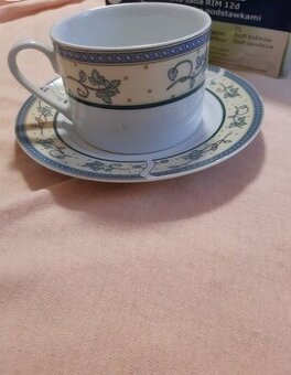 Kavova sada hrnicku a podsalku