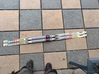 Prodám dětské běžky Salamon šupinky