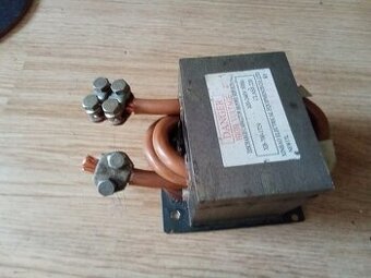 Trafo z mikrovlnky - 1