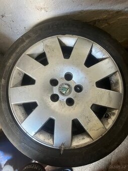 Koupím 1 disk ze škody Superb 1 r17 - 1