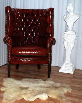 CHESTERFIELD BARREL BACK CHAIR