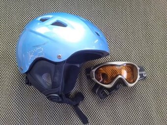 Lyžařská helma - 1