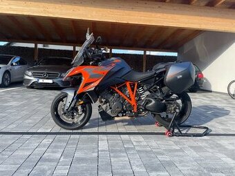 KTM 1290 Super Duke GT
