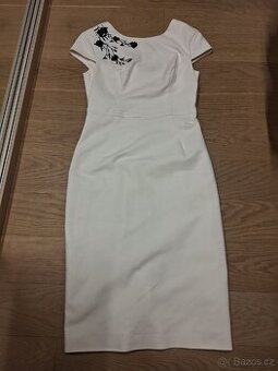 Krásné pouzdrové šaty Mohito, vel. M