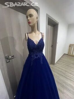 Plesové / maturitní šaty