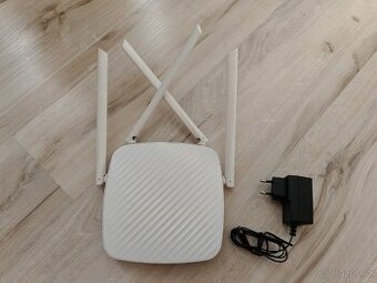 Wifi router tenda f9