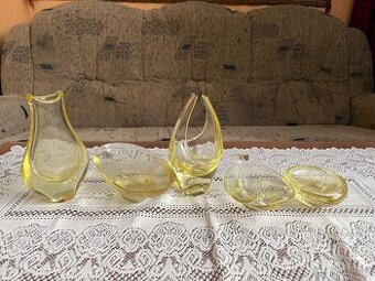 Dekorativní sada z hutního skla