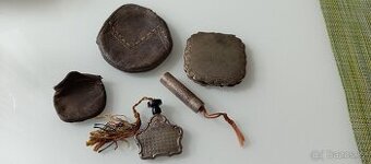 Stříbrná gravírovaná toaletní souprava z 1. republiky