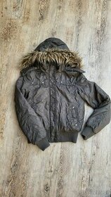 Zimní bunda s kapucí - 1