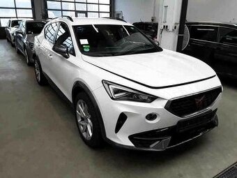 Cupra Formentor e-hybtid 1,4 TSI 150kw, LED,keyless,tempomat
