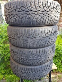 Zimní pneumatiky Nokian WR D4 215/60/16 SADA:500,-