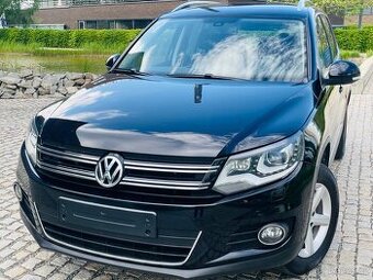 Volkswagen Tiguan 2.0TDI 4x4 MANUÁL LED TAŽNÉ Bi XENONY SENZ