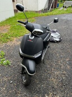 Skútr Kentoya Mojito 125