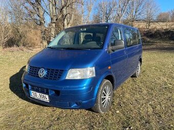 VW Transporter T5 9míst