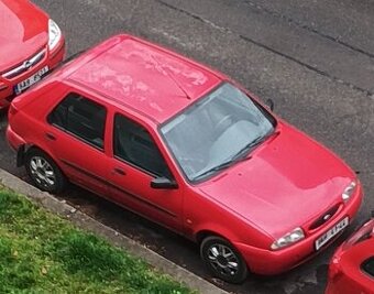 prodám ojetý vůz Ford Fiesta rok výroby 1999