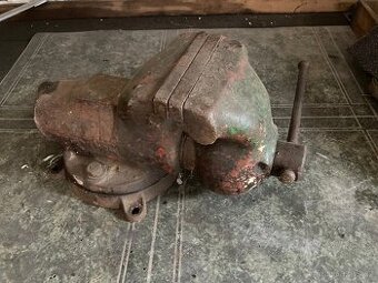 Prodám Svěrák york 150