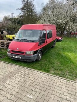 Ford transit 2,0 73kw na díly