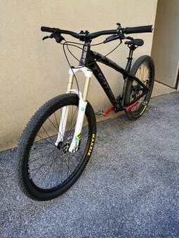 4X / freeride Dartmoor Hornet stavba na míru