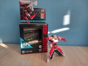 Transformers: Studio Series Arcee