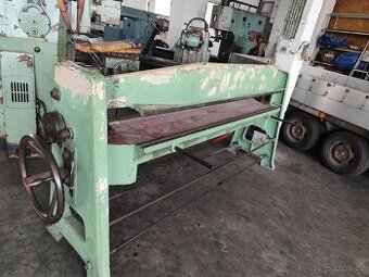 Ohýbačka plechu XK 2000/2/A - 1