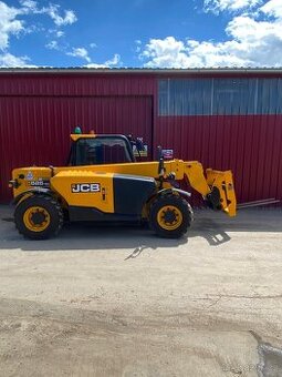 Teleskopický manipulátor JCB 525-60