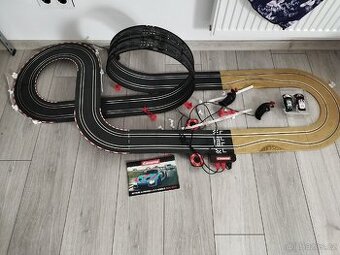 Autodráha Carrera go