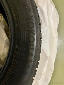 Yokohama BluEarth V906 SUV 235/55 R20 – Letní DOT 2022, 4ks