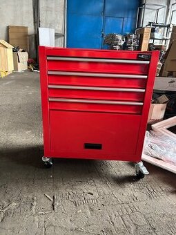 Dílenský vozík, vybavený