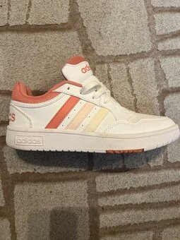 Adidas tenisky