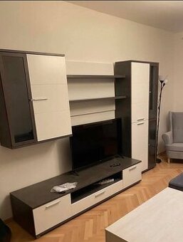 Obývací stěna šedá