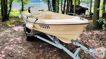 Rybářský člun, Lodní motor Mercury 25hp, lodní vlek