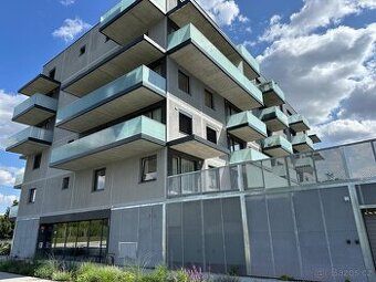 Pronájem garážového stání v ulici Čakovická 882 v Praze