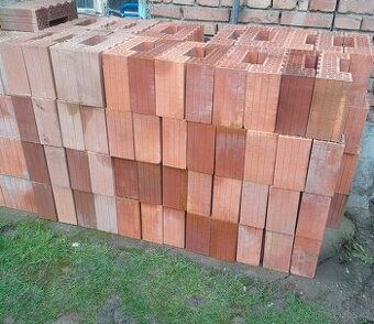 Cihla broušená poloviční koncová