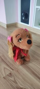 Interaktivní pes Luccy