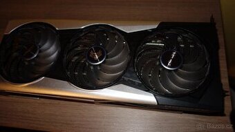 Radeon nitro rx6900xt na díly bez gpu chipu