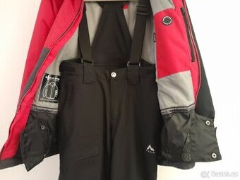 PRODÁM souprava HorseFeathers "M"