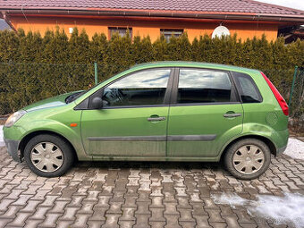 prodám Ford Fiesta 1,3  44kw , 2006